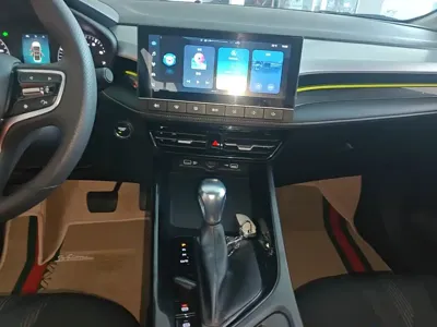 Roewe i5