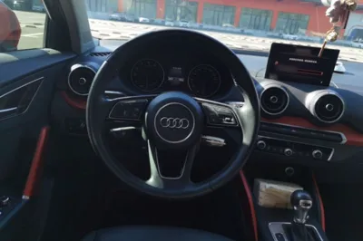Audi Q2L