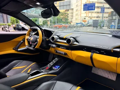 Ferrari 812