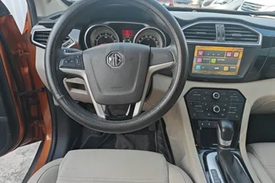 MG GS