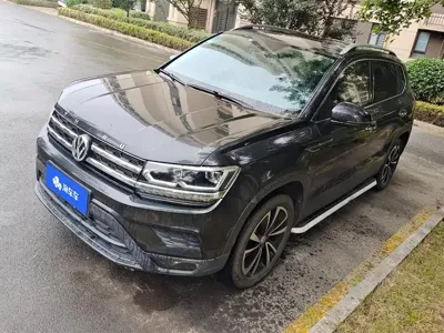Volkswagen Tharu