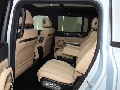 Fang Cheng Bao Leopard 8