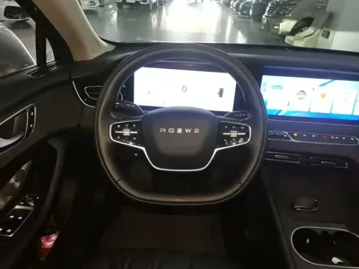 Roewe D7