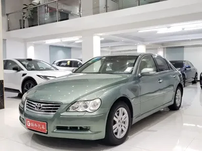 Toyota Reiz