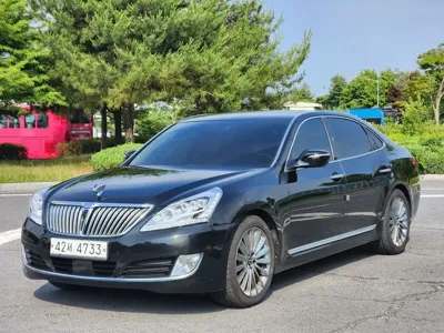 Hyundai Equus