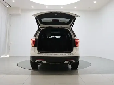 Ford Explorer (Import)