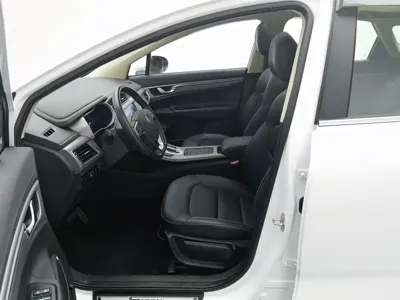 Geely Emgrand GS