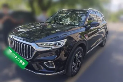 Hongqi HS5