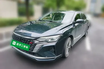 Dongfeng Aeolus Yixuan MAX