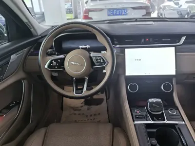 Jaguar XFL