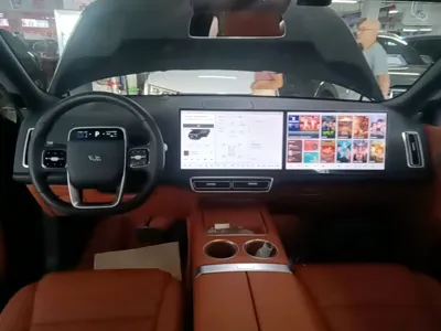 Li Auto Li L8