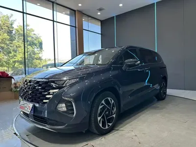 Hyundai Custo