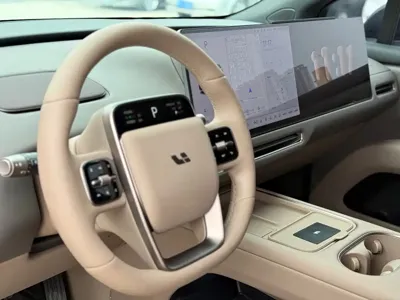 Li Auto Li i6