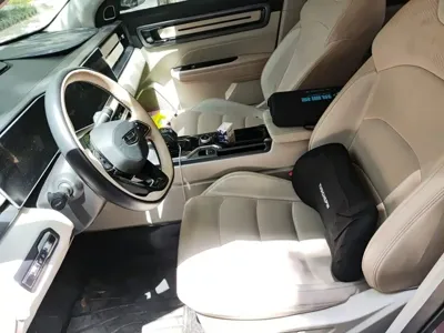 Geely ICON