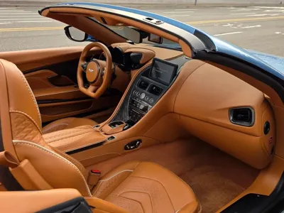 Astonmartin DBS