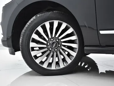 Lincoln Navigator