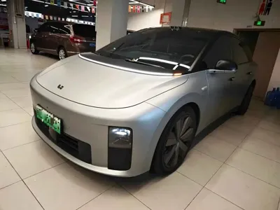 Li Auto 理想i6