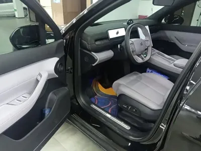 Nio EC6