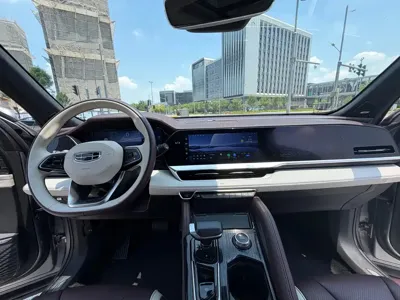 Geely Xingyue L