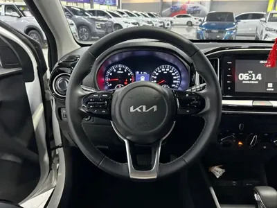 Kia KX1