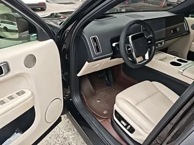 Li Auto Li L7