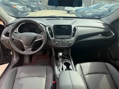 Chevrolet Malibu XL