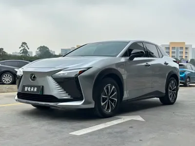 Lexus RZ