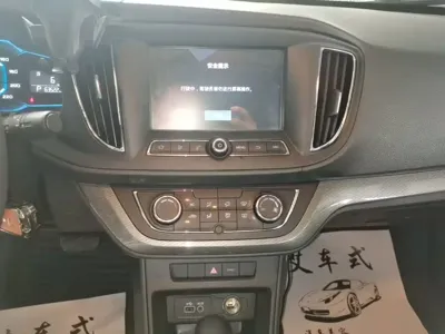 Roewe 360