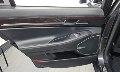 Genesis EQ900
