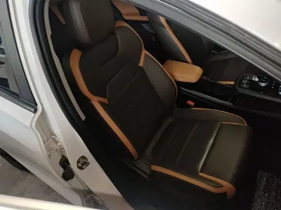 BYD e2