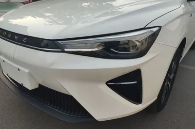 Roewe ei5