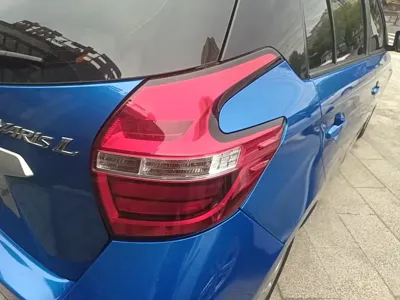 Toyota Yaris L
