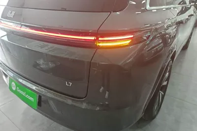 Li Auto L7