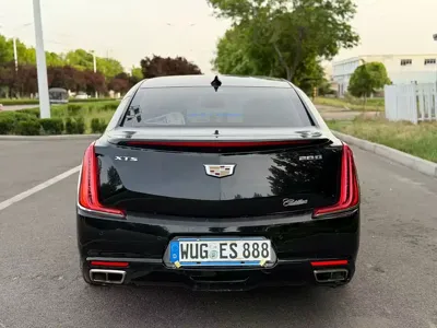 Cadillac XTS