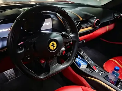 Ferrari 812