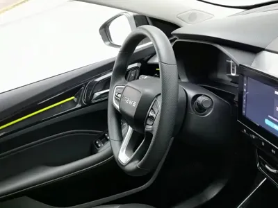 Roewe i5