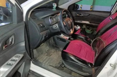 Dongfeng Aeolus AX3