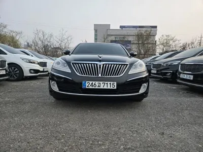 Hyundai Equus