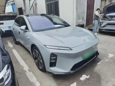 Nio ET5T