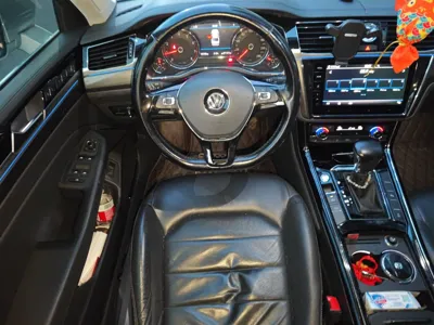 Volkswagen Phideon