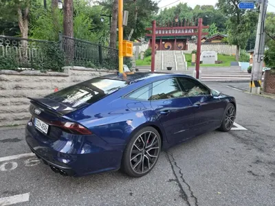 Audi S7