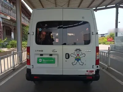 大通 V80