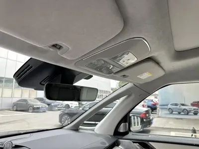 Volvo EM90