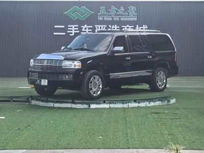 Lincoln Navigator