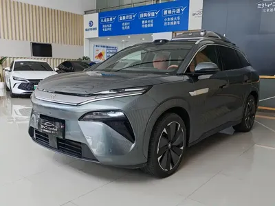BYD 唐L