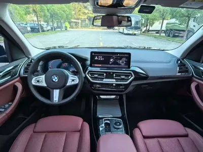 BMW iX3