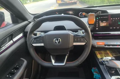 Changan UNI-V
