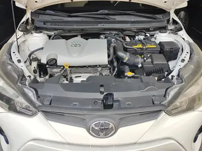 Toyota Yaris L