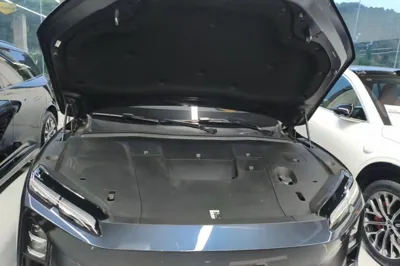 Nio EC6