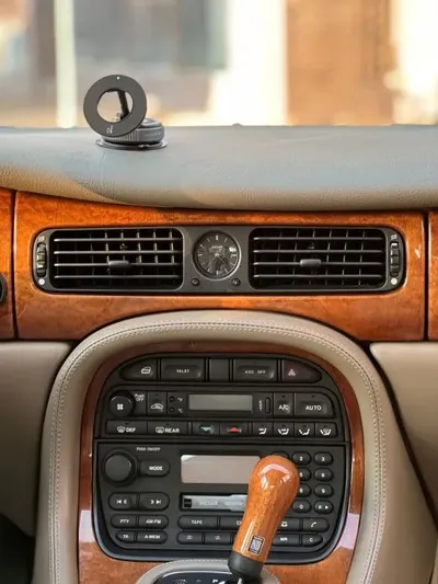Jaguar XJ-8